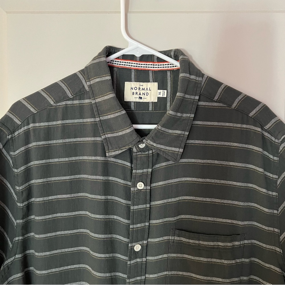 The Normal Brand mens short sleeve striped button down shirt | size Extra Large - Picture 10 of 11